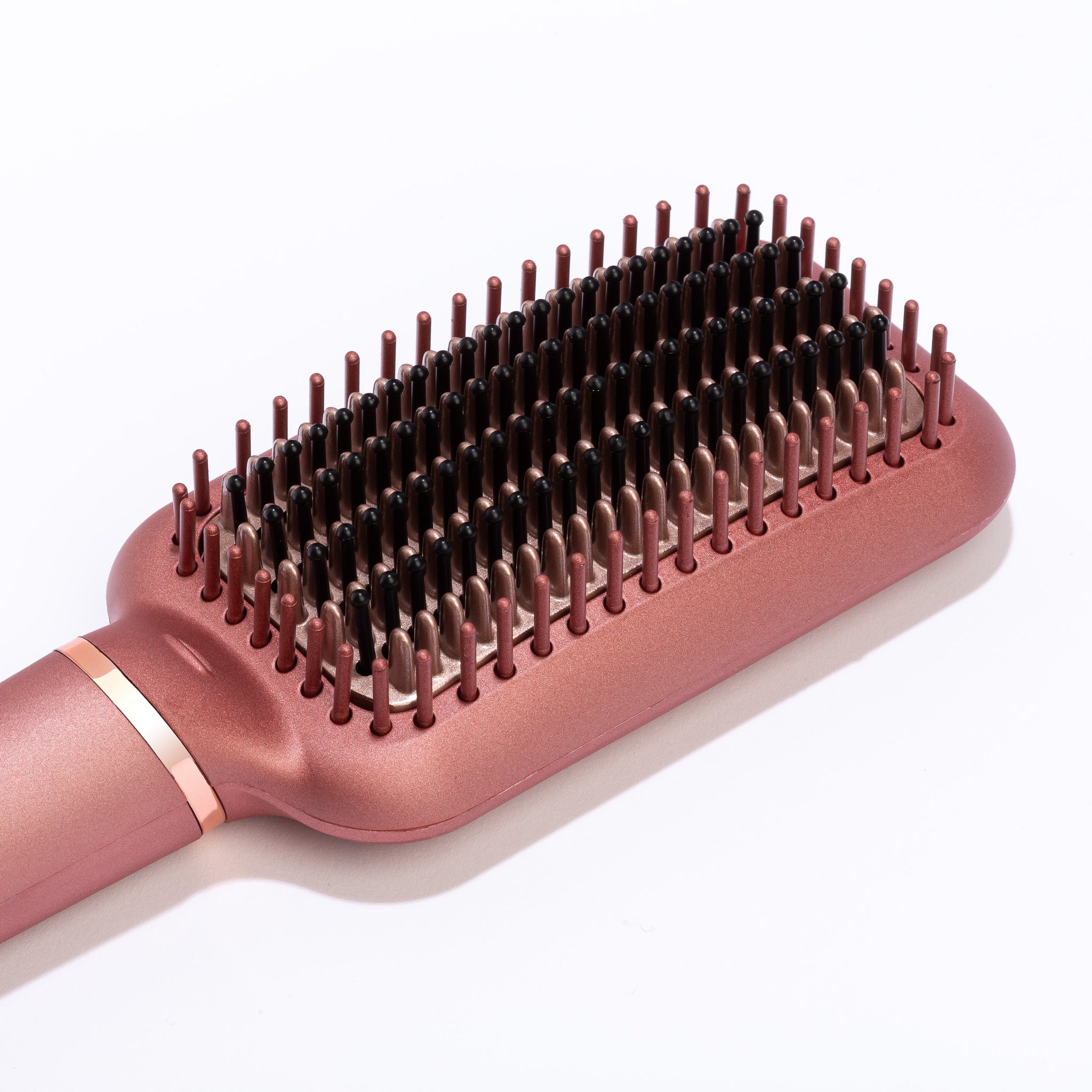 Anti-Frizz Smoothing Brush