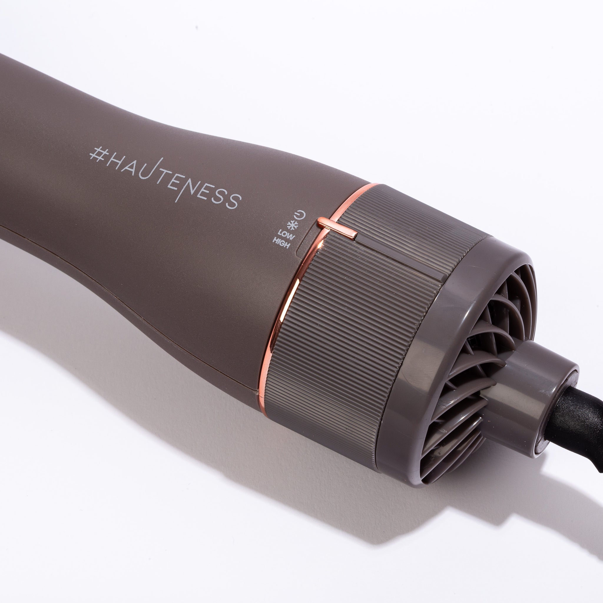 4inONE Blowout Brush Hair Dryer with Infrared technology